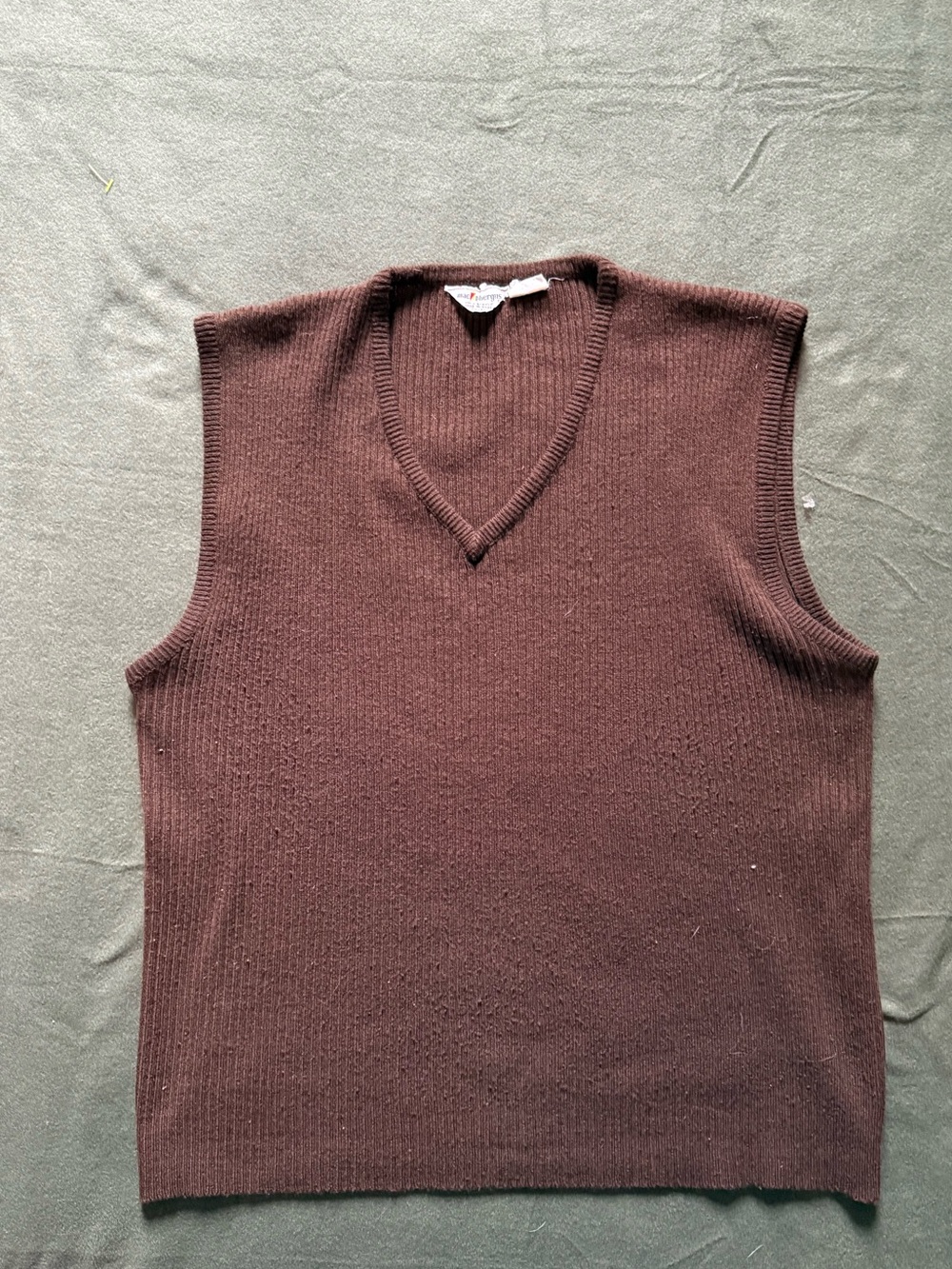 *Vintage* V-Neck Knit Sweater Vest - Chocolate Brown